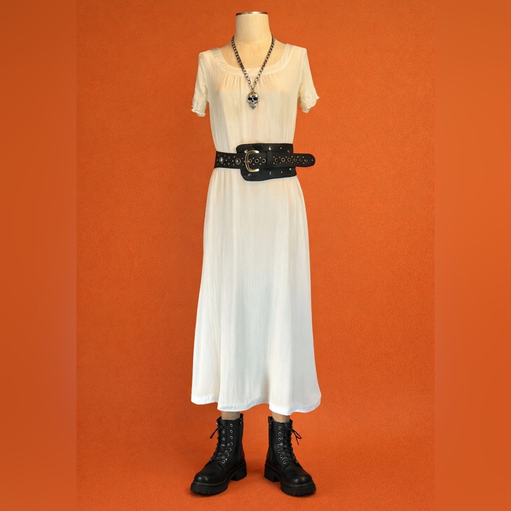 🤍Boutique Silk White Lightweight Maxi Dress or Nightie w Short Sleeves - Picture 4 of 6